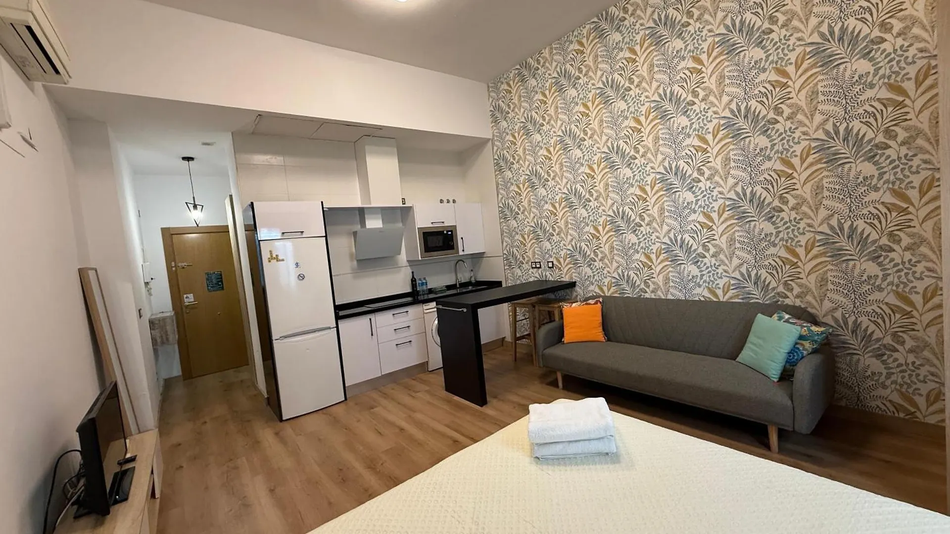 Lovely Studio In The Heart Of Malaga Free Swimming Pool Espagne