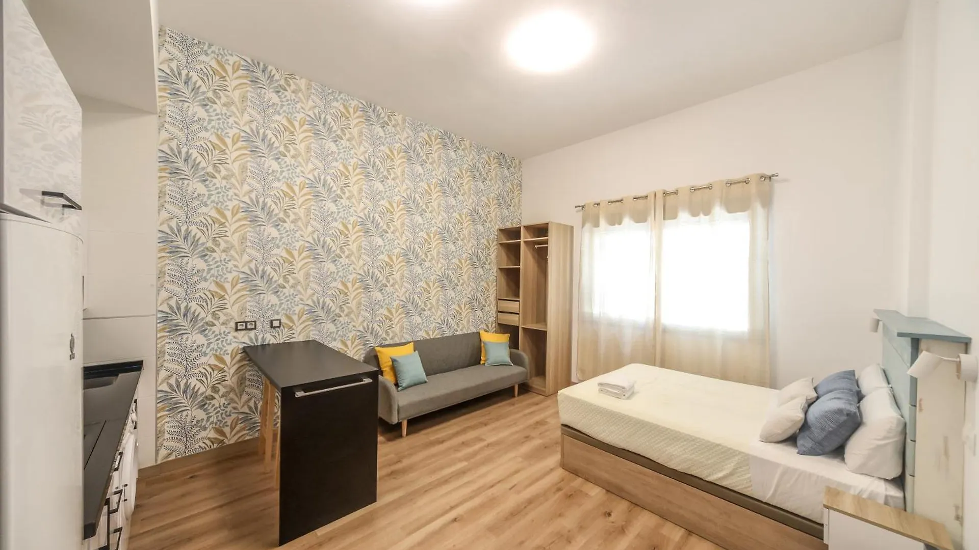 Lovely Studio In The Heart Of Malaga Free Swimming Pool Spanje